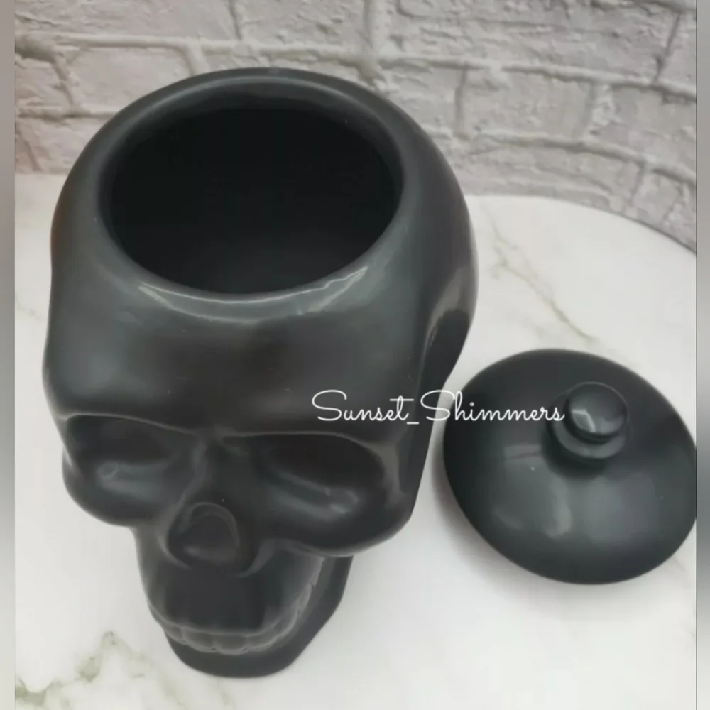 New Goth Matte Black Skull Cookie Jar Canister Halloween Skeleton Gothic New